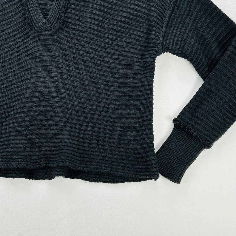 Free People Sweater Womens Small Black Chunky Rib Knit Collared Deep V Pullover